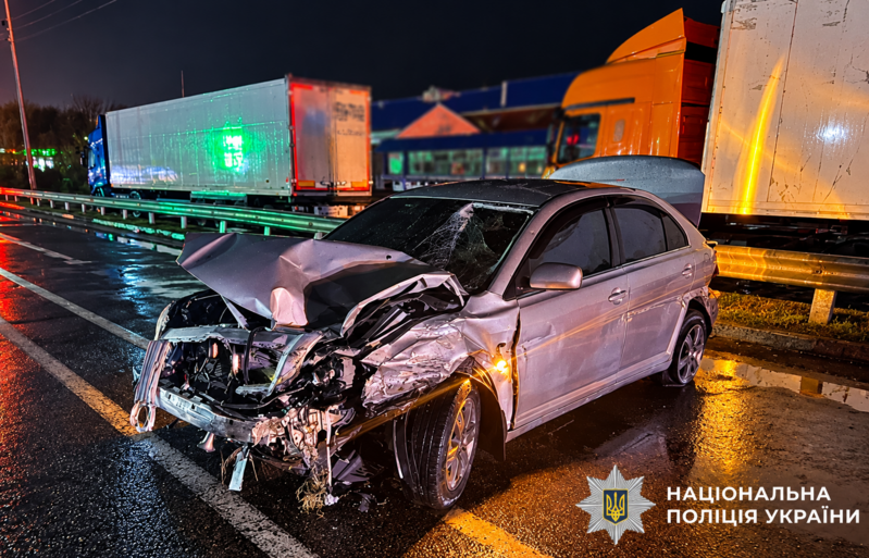 Смертельна ДТП біля Пирятина: під колесами Toyota Avensis загинув 39-річний чоловік