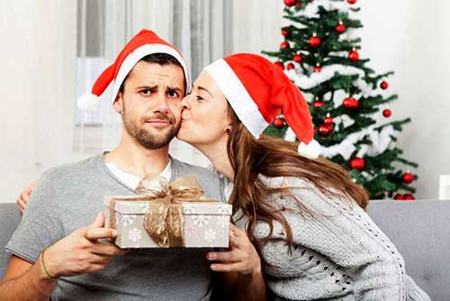 Постарайтесь не дарить любимому человеку банальных бытовых вещей