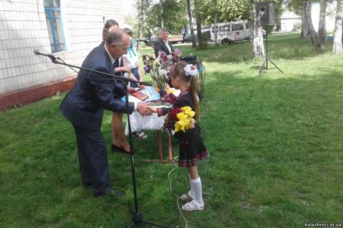 Кулажинська школа: Пролунав останній дзвінок