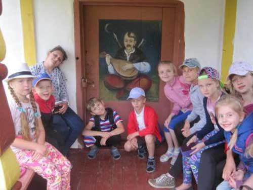 12 день – День дівчаток