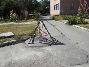 Ремонт горловин, заміна каналізаційних люків