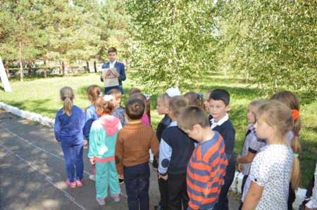 Майорщинська школа: «Увага! Діти на дорозі!»