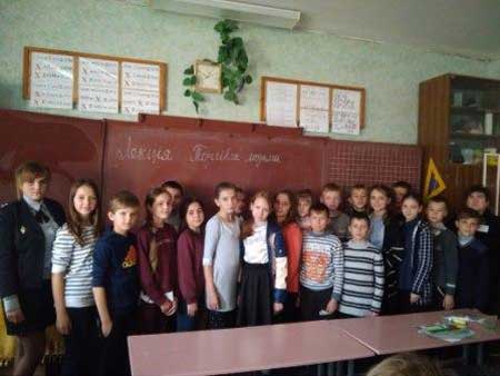 Гребінківська школа №4: Протидія торгівлі людьми