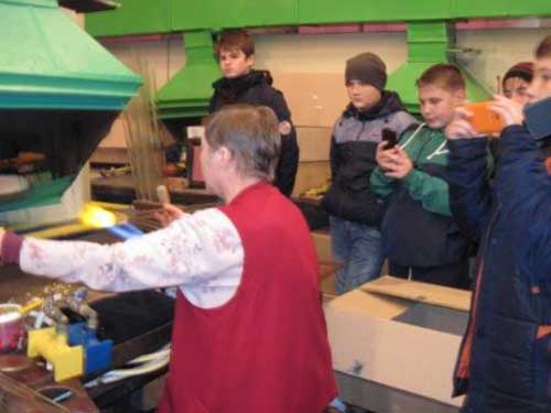 Екскурсія на фабрику ялинкових прикрас