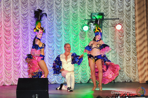 Святковий концерт заслуженої артистки України Олени Білоконь