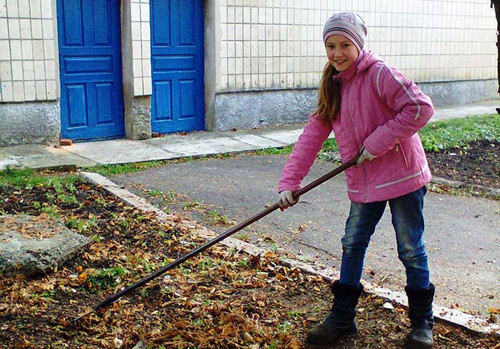 Тарасівська школа: осінній місячник з благоустрою