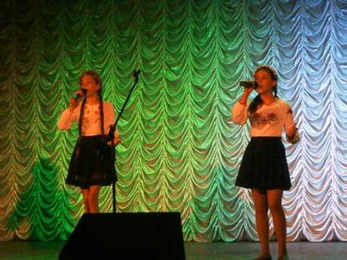 Гребінківська школа №2: День Гідності і Свободи Гребінківська школа №2: День Гідності і Свободи