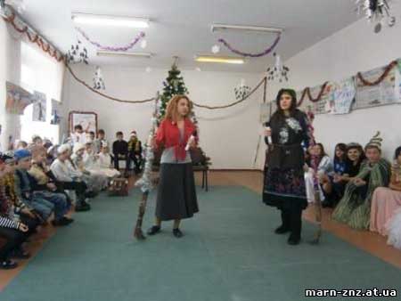 Новорічна казка в Мар'янівській школі імені Є.П. Гребінки Новорічна казка в Мар'янівській школі імені Є.П. Гребінки