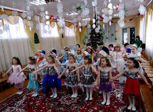 Новорічні ранки в ЗДО "Веселка"