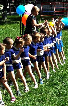 Хай веселка в небі сяє – швидкості та спритності нас навчає!