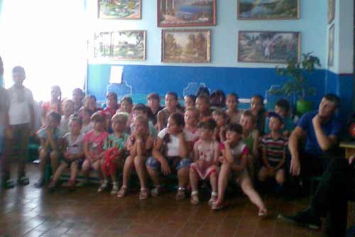 Слободо–Петрівська школа: Мій перший випускний!