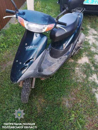 На Полтавщині п'яний мопедист влаштував перегони з патрульними На Полтавщині п'яний мопедист влаштував перегони з патрульними