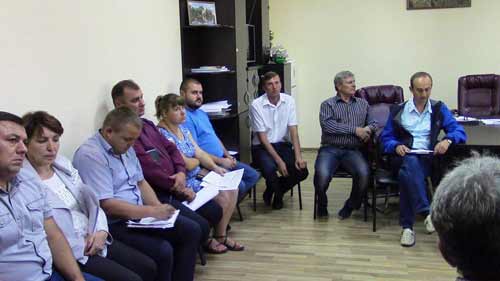 Засідання виконавчого комітету та постійних депутатських комісій