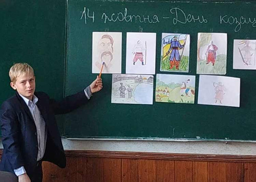 Виховний захід до Дня українського козацтва проведено у 8-Б класі,
