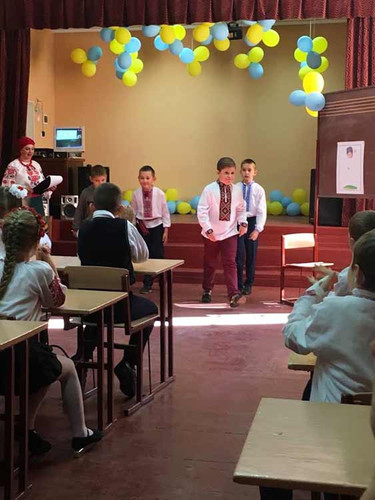 Гребінківська ЗОШ I -III ст. №4: « Ми - козацького роду»