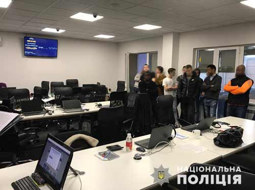 Кіберполіція припинила діяльність фіктивної онлайн фінансової біржі