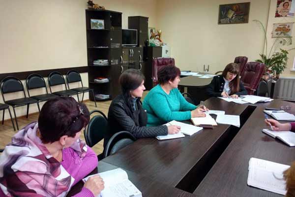 Зустріч з експертом з питань місцевих фінансів Зустріч з експертом з питань місцевих фінансів