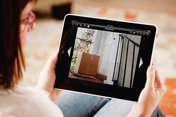 Охоронна сигналізація у будинку