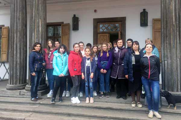 Екскурсійна поїздка на батьківщину Миколи Гоголя