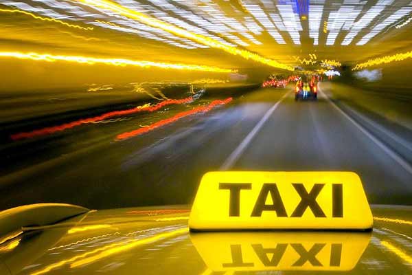 Какую службу междугороднего такси выбрать