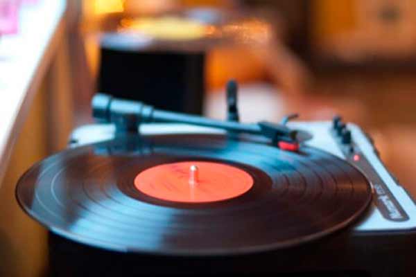 Виниловые пластинки Виниловые пластинки