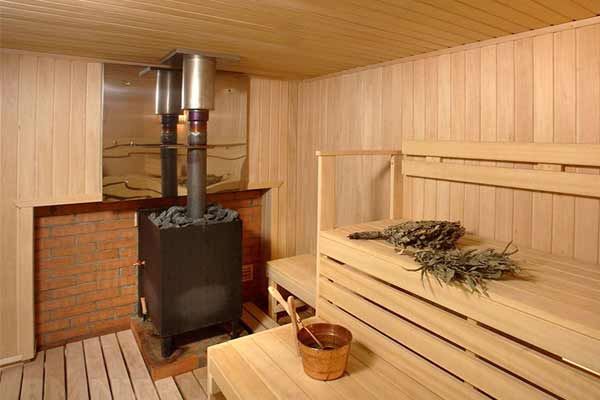 Яку дров’яну печ для лазні та сауни придбати