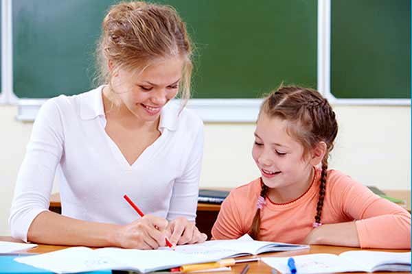 Вибираємо дитині репетитора по англійському Вибираємо дитині репетитора по англійському