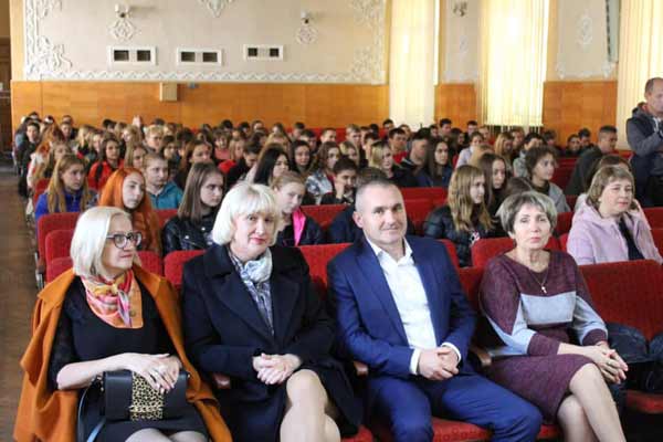 Полтавські коміки та юристи об’єдналися проти булінгу