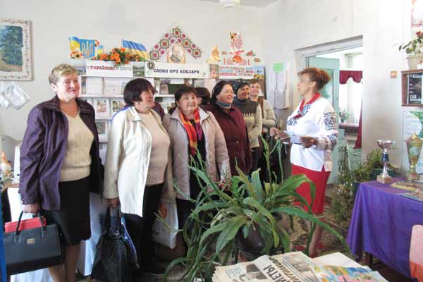 Бібліотека - простір для мистецтва, творчості та спілкування