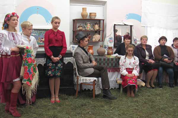 Бібліотека - простір для мистецтва, творчості та спілкування