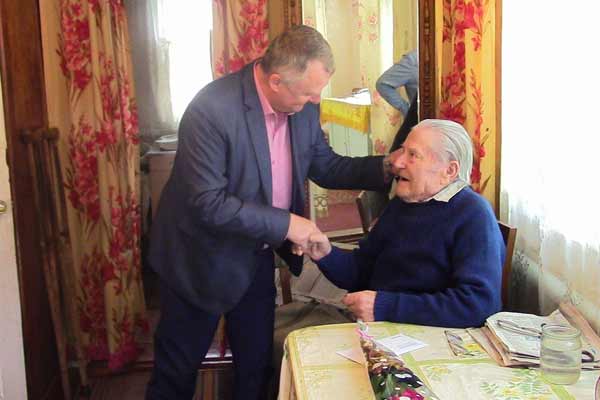 Матеріальна допомога напередодні річниці з Дня визволення Гребінківщин Матеріальна допомога напередодні річниці з Дня визволення Гребінківщин