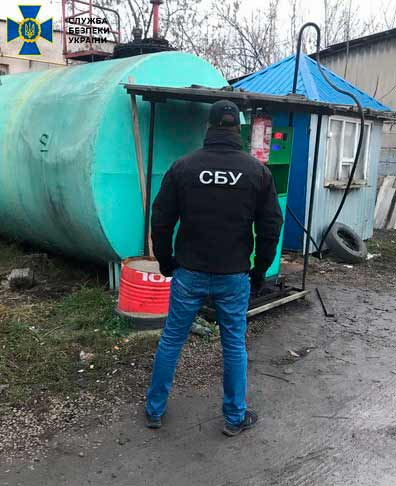 СБУ: через нелегальні заправки бюджет втратив мільярди гривень
