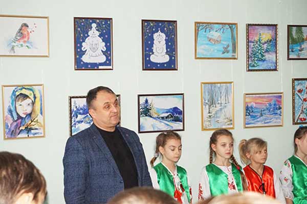 "Зимние фантазии": выставка юных художников в Лубненской галерее