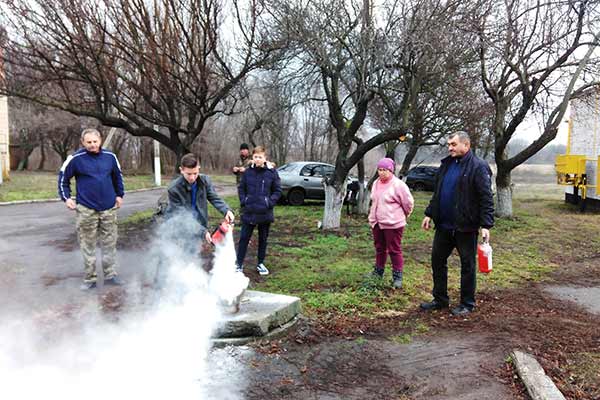 Практичні тренування з учнями загальноосвітніх шкіл Гребінківщини Практичні тренування з учнями загальноосвітніх шкіл Гребінківщини