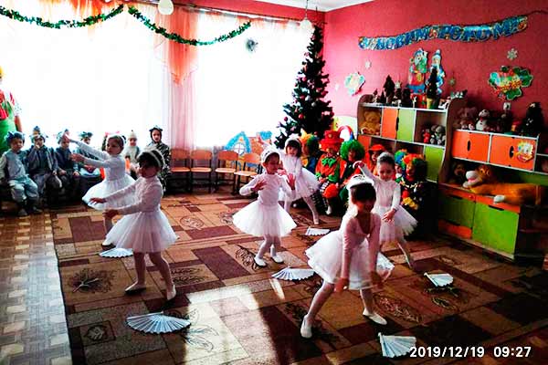 Новорічна казка у закладі дошкільної освіти "Теремок"