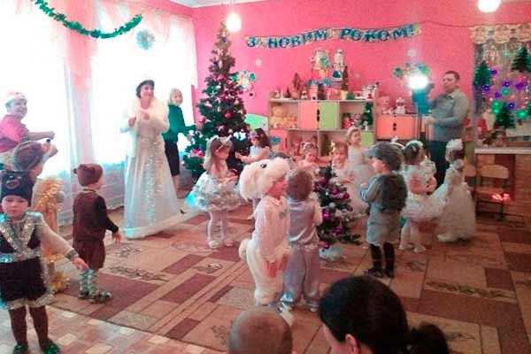 Новорічна казка у закладі дошкільної освіти "Теремок"