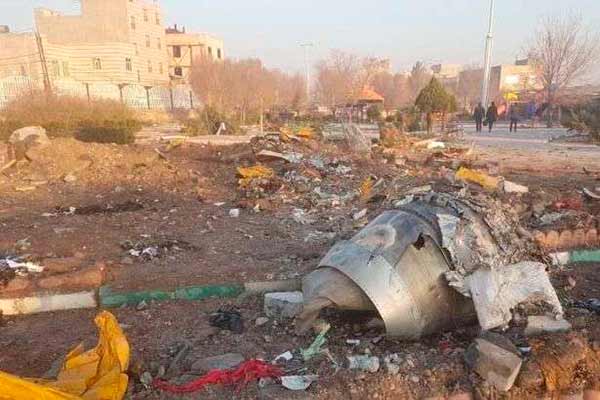 В катастрофі літака МАУ в Ірані загинули громадяни 7 країн