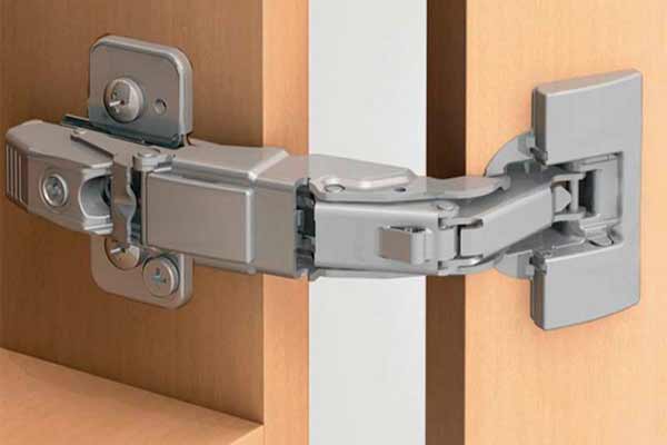 Какая фурнитура нужна для вашей кухни