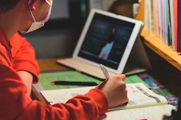 6 квітня стартують онлайн-уроки для учнів 5-11 класів на карантині