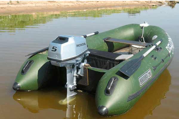 Как выгодно продать лодочный мотор и лодку