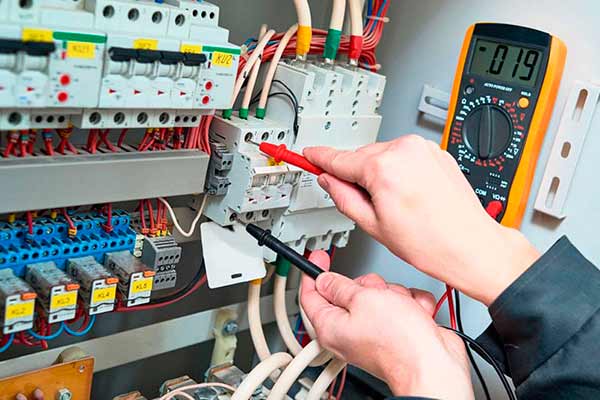 Услуги толкового электрика Услуги толкового электрика