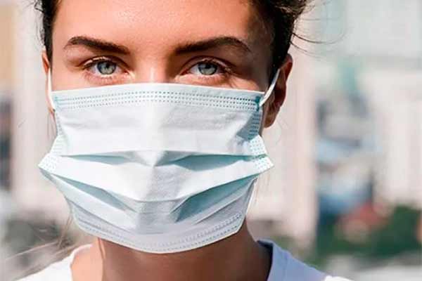 Носіння маски викликає проблеми з шкірою обличчя: що робити?