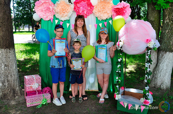 Нагороди за участь у конкурсі «Нашому роду нема переводу» Нагороди за участь у конкурсі «Нашому роду нема переводу»