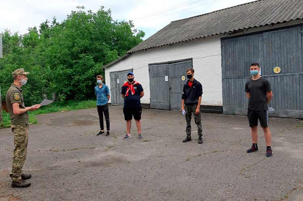 Відправка призовників з Гребінківщини