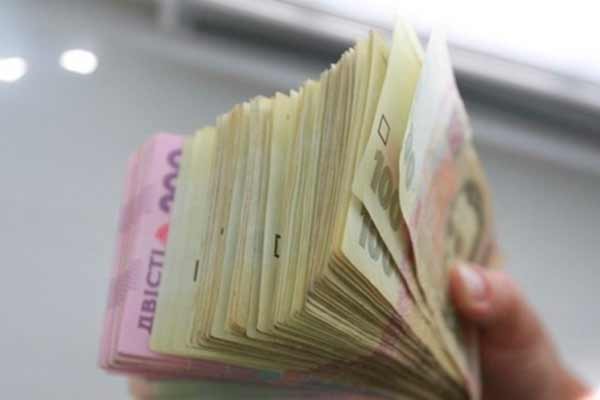 Замість “пакунків малюка” даватимуть по 5000 гривень