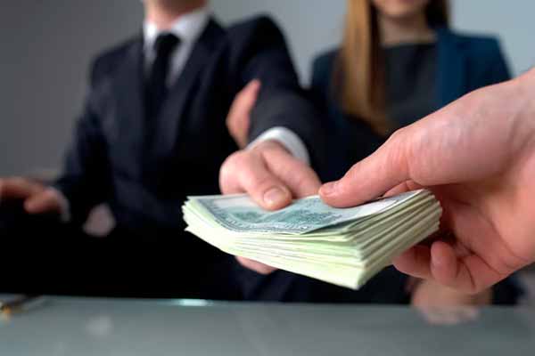 Как взыскать долг с наследника должника Как взыскать долг с наследника должника