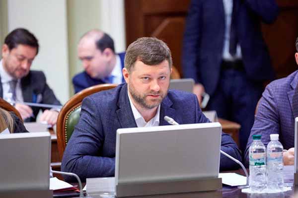 У "Слузі народу" заявили про перше місце на виборах до облрад У "Слузі народу" заявили про перше місце на виборах до облрад