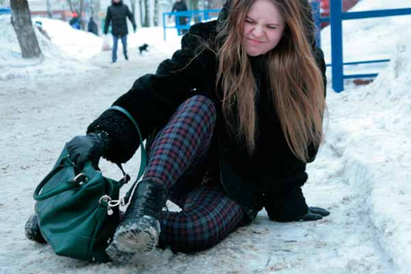 Як отримати компенсацію, якщо травмувалися на вулиці під час ожеледиці Як отримати компенсацію, якщо травмувалися на вулиці під час ожеледиці