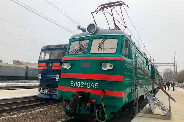 На Південній залізниці з’явилися модернізовані локомотиви На Південній залізниці з’явилися модернізовані локомотиви