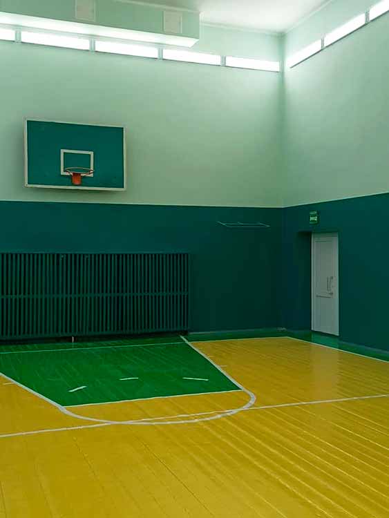 Для учнів Слободо-Петрівської школи оновили спортзал
